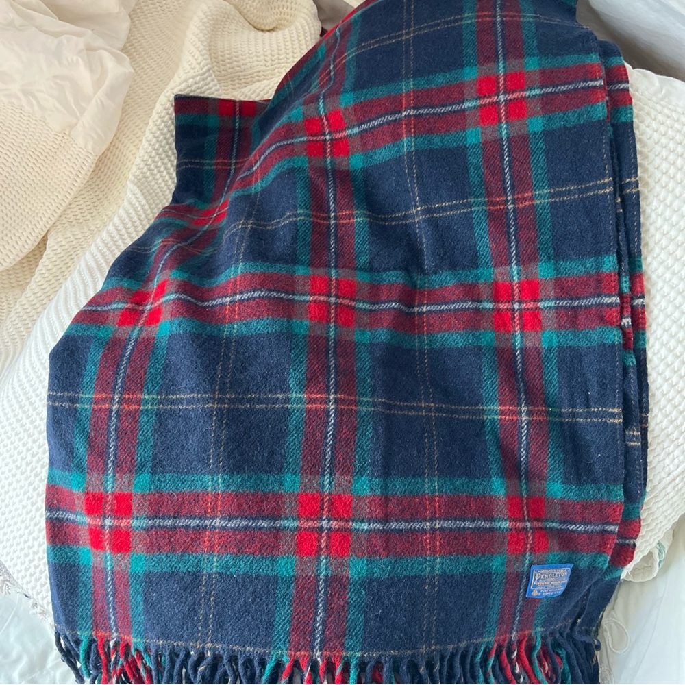 Vintage Pendleton Tartan Plaid Blanket 68x54 100 Wool Fringe Western Classic USA